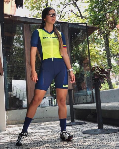 2020 racing pro team triathlon suit women's short sleeve cycling skinsuit female jumpsuit running gear swimsuit ropa ciclismo1, Black;blue
2020 racing pro team triathlon suit women's short sleeve cycling skinsuit female jumpsuit running gear swimsuit ropa ciclismo1, Black;blue