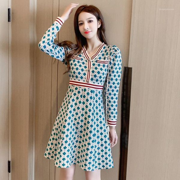 casual dresses autumn women's dress waist french style small fragrance commuter fashion v-neck a-line long-sleeved knitted dress1, Black;gray
casual dresses autumn women's dress waist french style small fragrance commuter fashion v-neck a-line long-sleeved knitted dress1, Black;gray