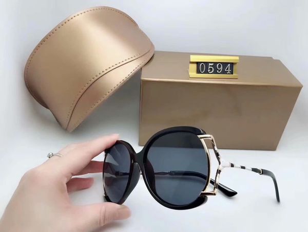 luxury woman brand designer glasses fashion women sunglasses uv400 protection sport vintage sun glasses retro eyewear with box rszthh, White;black
luxury woman brand designer glasses fashion women sunglasses uv400 protection sport vintage sun glasses retro eyewear with box rszthh, White;black