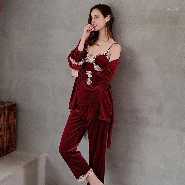 2019 pajamas for women gold velvet pajamas autumn version of lace sling nightdress robe trousers three-piece home clothes1, Black;red
2019 pajamas for women gold velvet pajamas autumn version of lace sling nightdress robe trousers three-piece home clothes1, Black;red