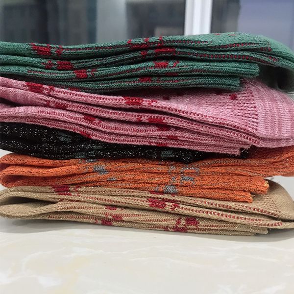 women letter g socks women breathable cotton socks mix color fashion g style socks gift for love high quality, Pink;yellow
women letter g socks women breathable cotton socks mix color fashion g style socks gift for love high quality, Pink;yellow