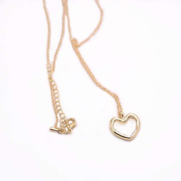 fashion new fashion heart shaped necklace hollow out love design pendant three color optional suitable for men and women, Silver
fashion new fashion heart shaped necklace hollow out love design pendant three color optional suitable for men and women, Silver
