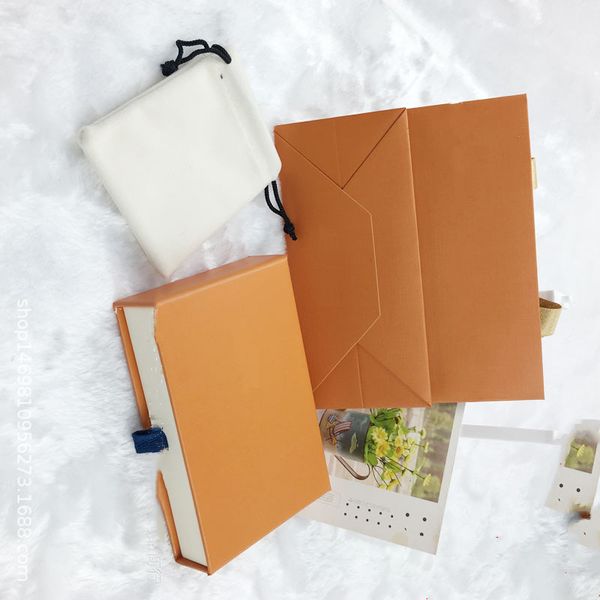 ring box silver rose gold v bracelets boxes screw screwdriver love's bracelets bangles boxes high-grade jewelry packaging, Black;white
ring box silver rose gold v bracelets boxes screw screwdriver love's bracelets bangles boxes high-grade jewelry packaging, Black;white