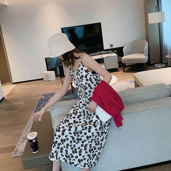 2021 new little floral daisy women's clothes summer casual all around fine line plus size medium length dress 0868, Black;gray
2021 new little floral daisy women's clothes summer casual all around fine line plus size medium length dress 0868, Black;gray