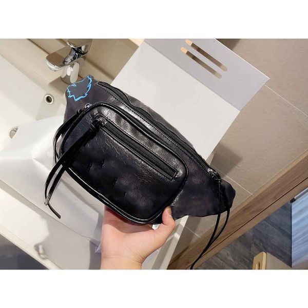 stylish men's bags 21ss new bag designers casual women waist bags fashion women bag luxurys style casual black color available
stylish men's bags 21ss new bag designers casual women waist bags fashion women bag luxurys style casual black color available