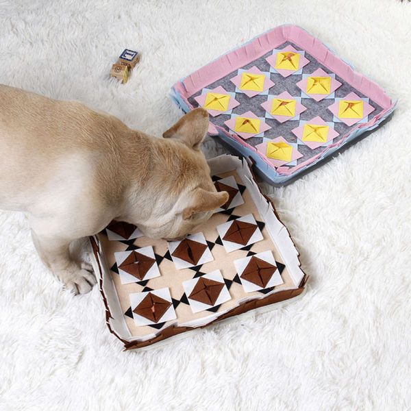 pet chewable toy bowl dog sniffing release energy plate anti choking slow food pad
pet chewable toy bowl dog sniffing release energy plate anti choking slow food pad