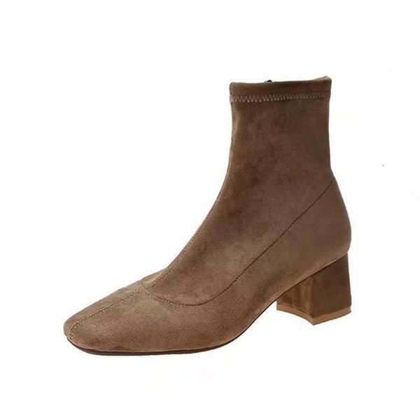2021 new women zip chunky heel ankle autumn ladies flock plush square high heels casual fashion short boots shoes yuj7, Black
2021 new women zip chunky heel ankle autumn ladies flock plush square high heels casual fashion short boots shoes yuj7, Black