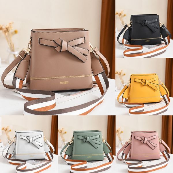 2020 summer new women's korean version ins fashionable simple bagshoulder bag shoulder bagbow decoration versatile bag eqfkb
2020 summer new women's korean version ins fashionable simple bagshoulder bag shoulder bagbow decoration versatile bag eqfkb