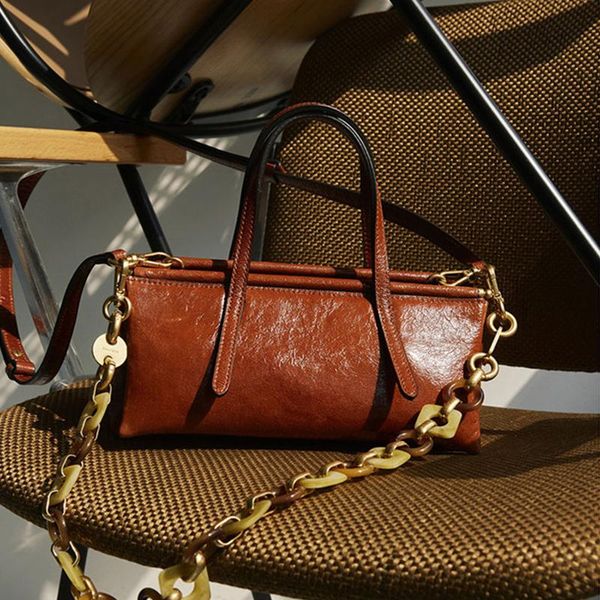 cross body niche special chain retro ladies underarm handbag 2021 trend messenger bag shoulder luxury and purses
cross body niche special chain retro ladies underarm handbag 2021 trend messenger bag shoulder luxury and purses