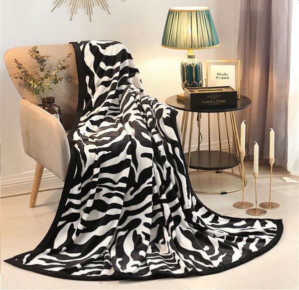 super comfortable soft mink felting blanket zebra striped pattern floral blanket thrown on the sofa / bed / travel breathable
super comfortable soft mink felting blanket zebra striped pattern floral blanket thrown on the sofa / bed / travel breathable