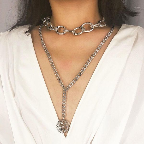punk exaggerated metal heavy thick chain hollow flower pendant necklace for women vintage long necklace fashion jewelry xr20781, Silver
punk exaggerated metal heavy thick chain hollow flower pendant necklace for women vintage long necklace fashion jewelry xr20781, Silver