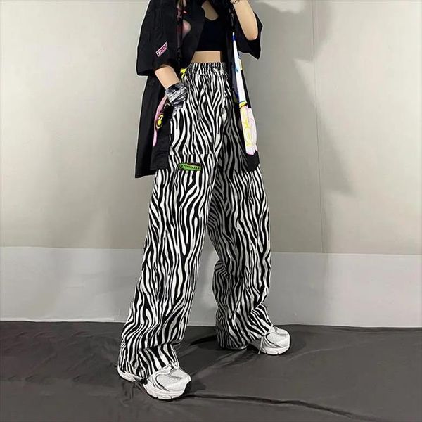 zebra stripes pattern trousers loose high waist waist thin straight printing wide leg womens pants casual women pants joggers, Black;white
zebra stripes pattern trousers loose high waist waist thin straight printing wide leg womens pants casual women pants joggers, Black;white