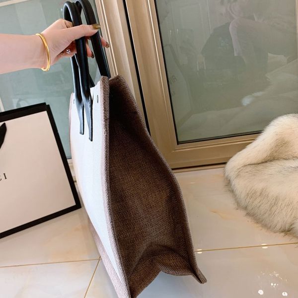 fashion tote handbag shoulder bag fashion retro hand bags high-end women canvas handbag large capacity letter purse
fashion tote handbag shoulder bag fashion retro hand bags high-end women canvas handbag large capacity letter purse