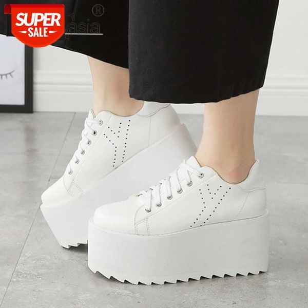 doratasia 2020 new girl fashion high platform sneakers high wedges flats women ins reflective patent leather shoes woman #lk7q
doratasia 2020 new girl fashion high platform sneakers high wedges flats women ins reflective patent leather shoes woman #lk7q