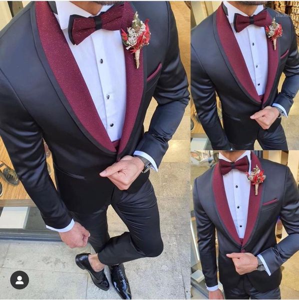 2021 new arrival costume homme men suits wedding tuxedos for groom slim fit blazer terno masculino 3 pieces jacket pant vest1, White;black
2021 new arrival costume homme men suits wedding tuxedos for groom slim fit blazer terno masculino 3 pieces jacket pant vest1, White;black
