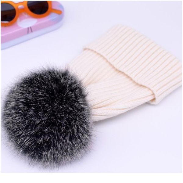 2020 natural fox fur pompon hat thick winter for women cap beanie hats knitted cashmere wool caps female skullies jllnkt, Blue;gray
2020 natural fox fur pompon hat thick winter for women cap beanie hats knitted cashmere wool caps female skullies jllnkt, Blue;gray