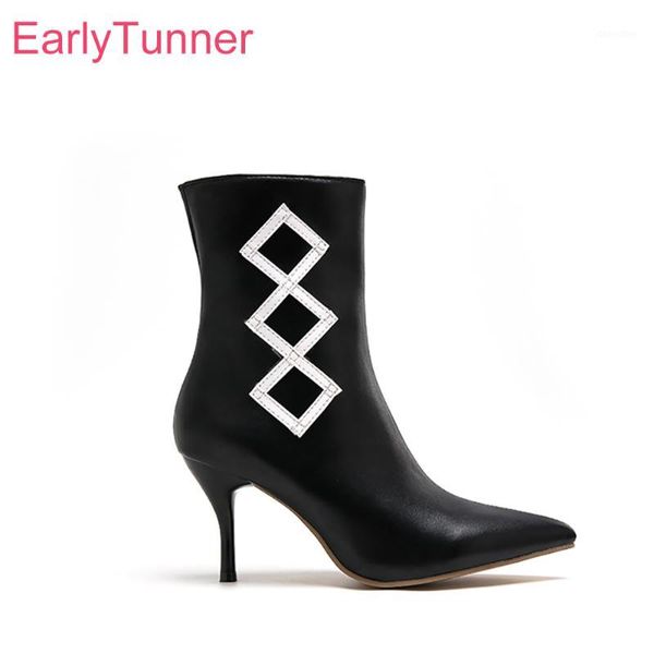 boots 2021 winter glamour black white women mid calf high stiletto heels lady shoes em94 plus big size 10 43 45 471
boots 2021 winter glamour black white women mid calf high stiletto heels lady shoes em94 plus big size 10 43 45 471