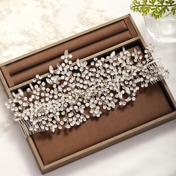 trendy wedding tiara baroque crystal headdress silver color rhinestone hair comb bridal hair jewelry ms wedding accessories w0104, White;golden
trendy wedding tiara baroque crystal headdress silver color rhinestone hair comb bridal hair jewelry ms wedding accessories w0104, White;golden