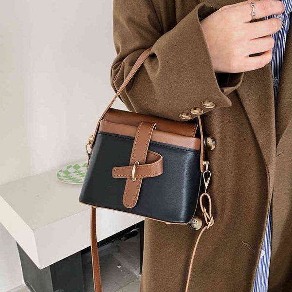 shopping bags fashion shoulder women leather pu casual crossbody female vintage criss-cross style handle brand designer handbag purse 220304
shopping bags fashion shoulder women leather pu casual crossbody female vintage criss-cross style handle brand designer handbag purse 220304