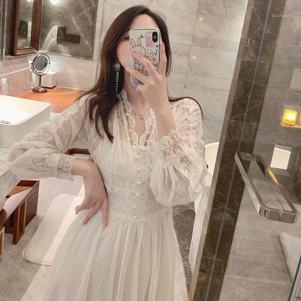 2020 brand new women lace dress v-neck french retro style long sleeve elegant midi dress party vestidos1, Black;gray
2020 brand new women lace dress v-neck french retro style long sleeve elegant midi dress party vestidos1, Black;gray