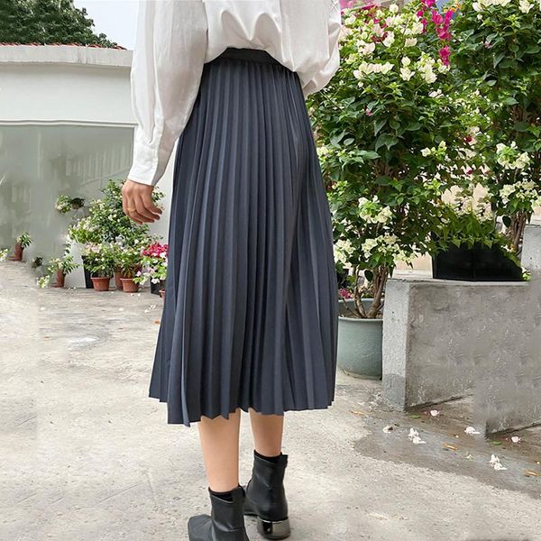 2020 new autumn and winter fashion design sense ladies retro high waist mid-length casual pleated a-line skirt, Black
2020 new autumn and winter fashion design sense ladies retro high waist mid-length casual pleated a-line skirt, Black