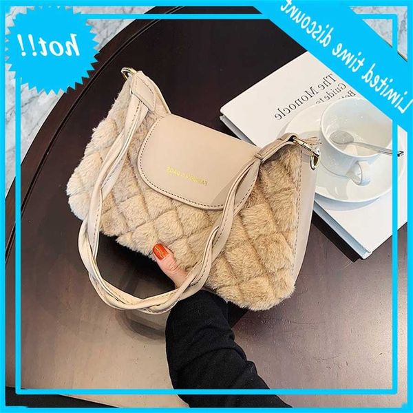 soft pluche oksel bag for women 2021 winter new fashion ladies shoulder luxury trending crossbody bags purse women's handbags
soft pluche oksel bag for women 2021 winter new fashion ladies shoulder luxury trending crossbody bags purse women's handbags