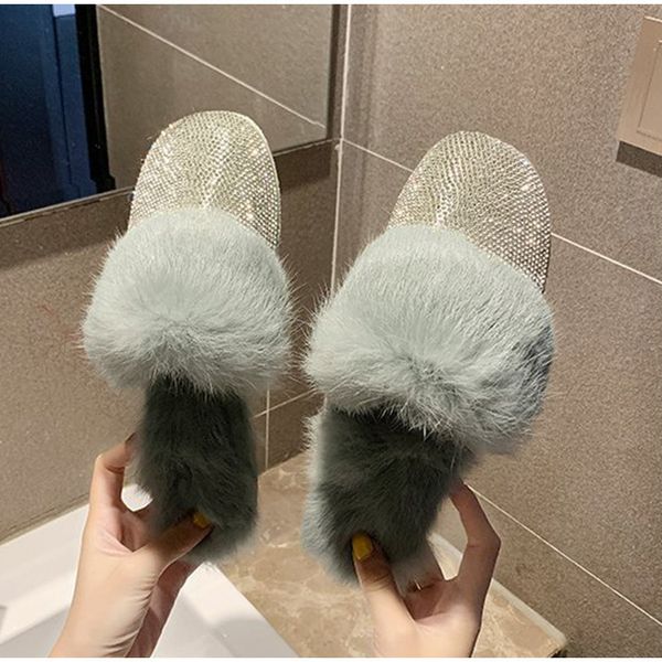 2021 the new new winter stuffed shoes woman fasnion strass hairy ladies smooth female suede slippers ns6q, Black
2021 the new new winter stuffed shoes woman fasnion strass hairy ladies smooth female suede slippers ns6q, Black