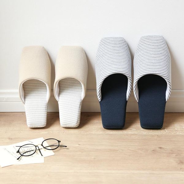 slippers women men winter shoes warn knitting stripe soft bottom indoor home couple style s, Black
slippers women men winter shoes warn knitting stripe soft bottom indoor home couple style s, Black
