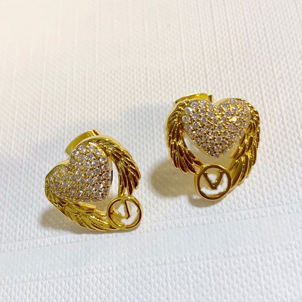 fashion designer studs earrings love diamond-inlaid angel wings ornament stud earrings women wedding holiday jewelry gifts, Golden;silver
fashion designer studs earrings love diamond-inlaid angel wings ornament stud earrings women wedding holiday jewelry gifts, Golden;silver
