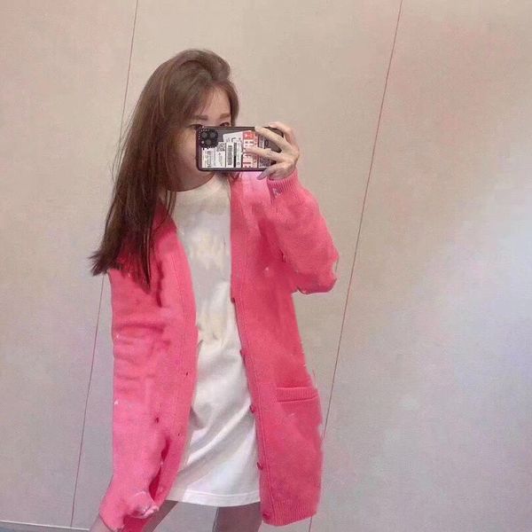 full alphabet jacquard knit cardigan new loafer style loose coat in long sweater for autumn/winter 2020, of postage, White;black
full alphabet jacquard knit cardigan new loafer style loose coat in long sweater for autumn/winter 2020, of postage, White;black