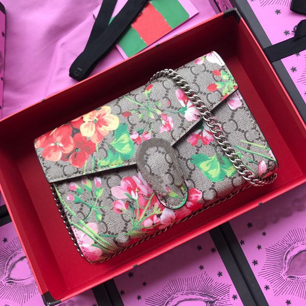 famous fashion ladies small chain shoulder bags messenger bag women crossbody cartoon wallet high quality
famous fashion ladies small chain shoulder bags messenger bag women crossbody cartoon wallet high quality