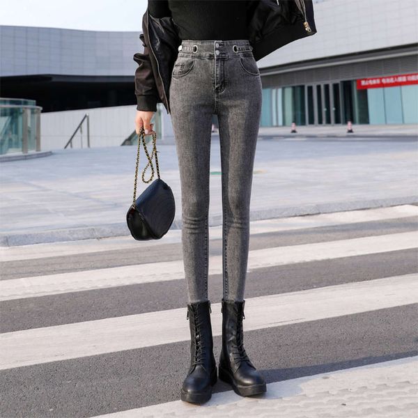 2020 new high waisted raw jeans children slim small foot pencil quarter pants, Blue
2020 new high waisted raw jeans children slim small foot pencil quarter pants, Blue