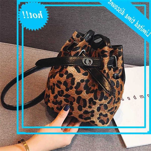 little emmer tas for women pluche luipaard print messenger crossbody tasks shoulder hand b lady winter handbags and wallets
little emmer tas for women pluche luipaard print messenger crossbody tasks shoulder hand b lady winter handbags and wallets