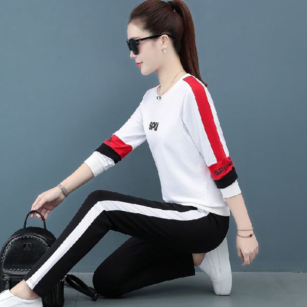 2020 new leisure sports suit women's autumn and winter two piece fashion korean round neck sweater loose sweater sweatersportswear tren, Gray
2020 new leisure sports suit women's autumn and winter two piece fashion korean round neck sweater loose sweater sweatersportswear tren, Gray