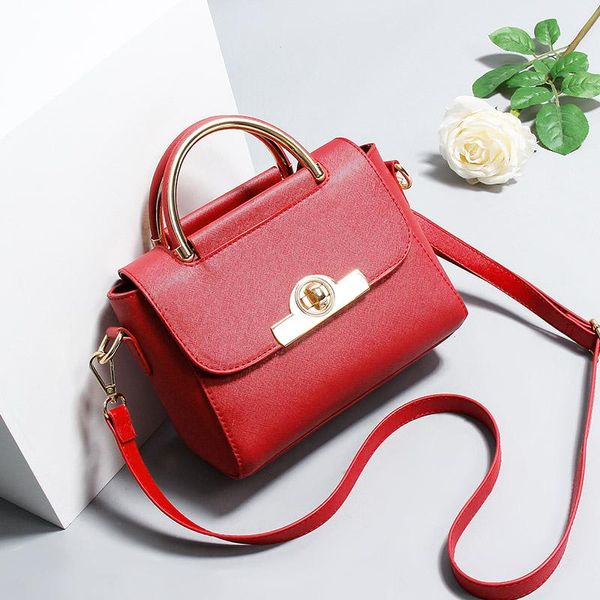 2020 black white chain девушки crossbody мода дама малых закрылки сумка сумка конструктора женщин сумка плечо a41-94
2020 black white chain девушки crossbody мода дама малых закрылки сумка сумка конструктора женщин сумка плечо a41-94