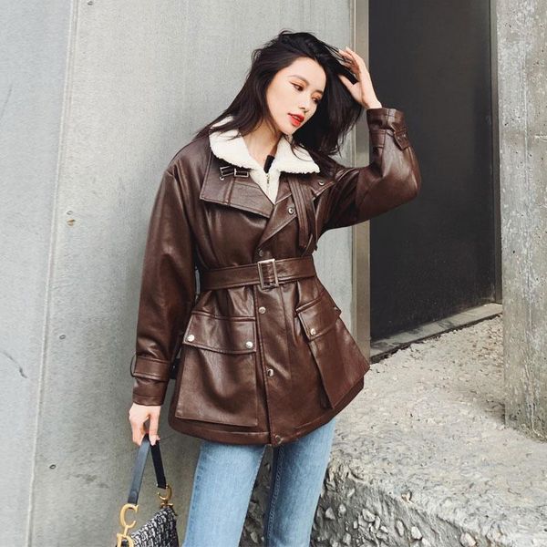 2021 thick plus velvet leather jacket women's winter mid-length fur collar loose large size belt pu leather coat jacket fashion, Black
2021 thick plus velvet leather jacket women's winter mid-length fur collar loose large size belt pu leather coat jacket fashion, Black