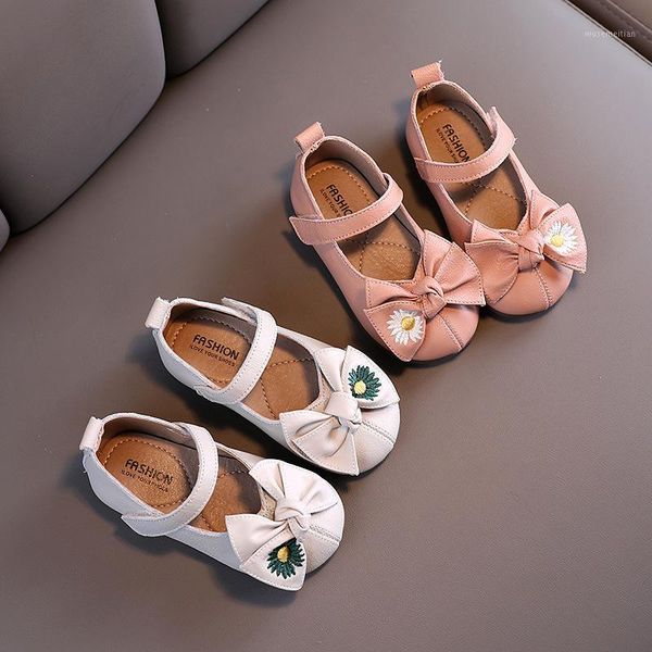 first walkers autumn girls genuine leather shoes bowknot princess soft bottom 1-3 years old children's1
first walkers autumn girls genuine leather shoes bowknot princess soft bottom 1-3 years old children's1