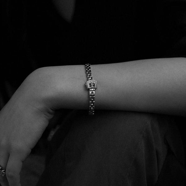 fashion designer hand bracelet superior luxury adjustable full drill belt buckle bracele for women chrisrtmas thanksgiving gift, Golden;silver
fashion designer hand bracelet superior luxury adjustable full drill belt buckle bracele for women chrisrtmas thanksgiving gift, Golden;silver