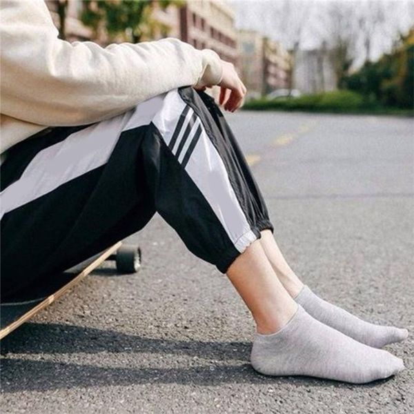 5pair/lot fashion men women boat socks heigh quality socks male female shallow mouth ankle sock summer autumn non-slip, Black;white
5pair/lot fashion men women boat socks heigh quality socks male female shallow mouth ankle sock summer autumn non-slip, Black;white