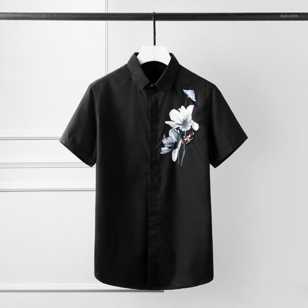 2020 summer short sleeve mens shirts plus size 4xl printing embroidery solid color mens dress shirts casual party man1, White;black
2020 summer short sleeve mens shirts plus size 4xl printing embroidery solid color mens dress shirts casual party man1, White;black