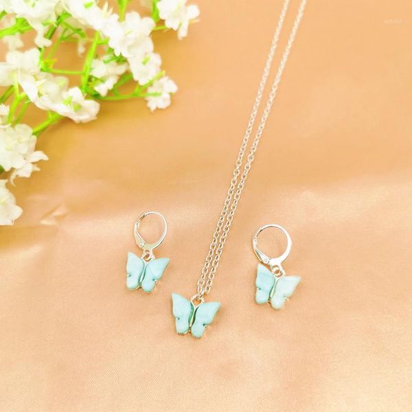 2020 bohmia cute butterfly pendant necklace for women simple gold silver color clavicle chian statement necklace fashion jewelry1
2020 bohmia cute butterfly pendant necklace for women simple gold silver color clavicle chian statement necklace fashion jewelry1