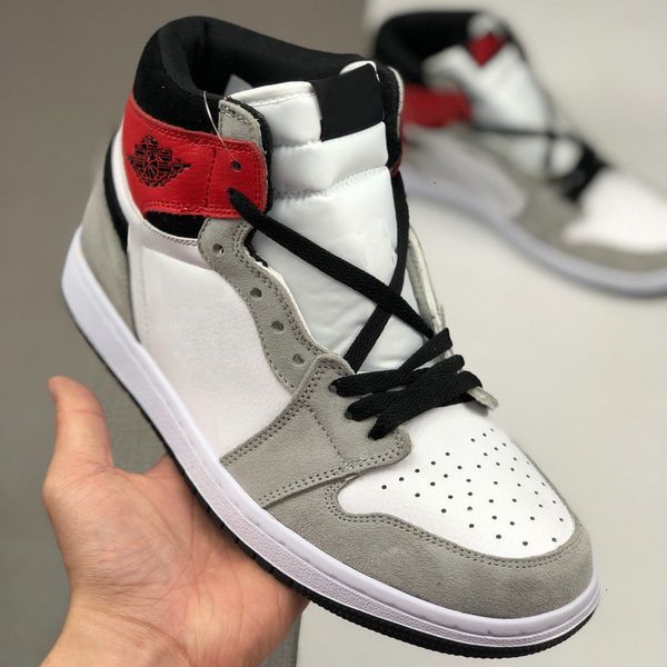 smoke light 2020 grey varsity new red court purple mid 1 multicolor se lightbulb 1s jumpman mens basketball shoes women sport sneakers, Black
smoke light 2020 grey varsity new red court purple mid 1 multicolor se lightbulb 1s jumpman mens basketball shoes women sport sneakers, Black