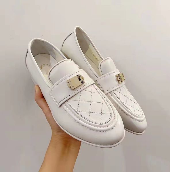 fashion womens dress casual shoes women's real leather sports youth shoes with original box 35-40, Black
fashion womens dress casual shoes women's real leather sports youth shoes with original box 35-40, Black