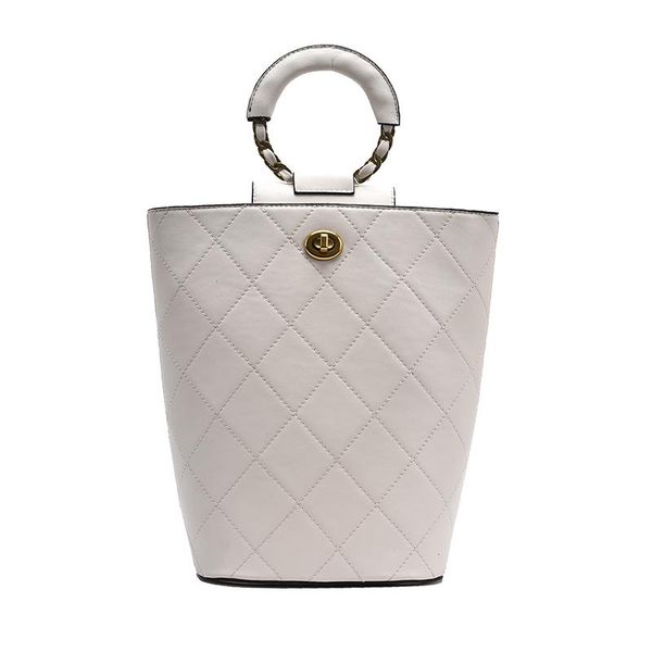 large pu leather women handbag elegant shoulder tote bag women travel tote bag ladies double shoulder strap
large pu leather women handbag elegant shoulder tote bag women travel tote bag ladies double shoulder strap
