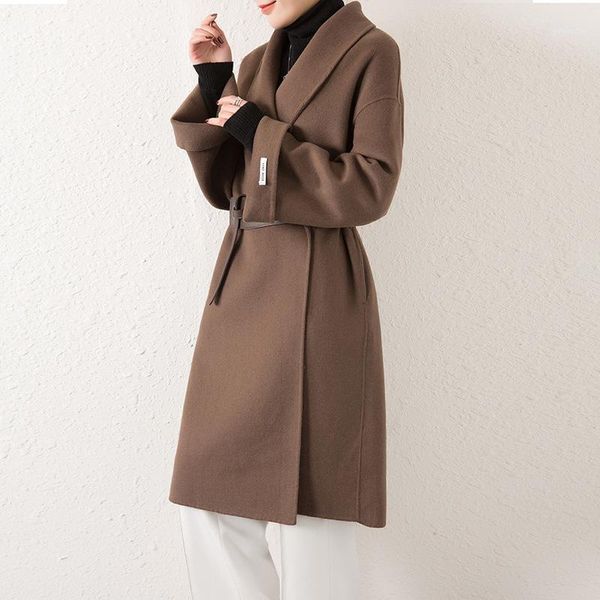 autumn and winter 2020 women's european belt scarf collar bathrobe long double-sided coat woolen coat hepburn style1, Black
autumn and winter 2020 women's european belt scarf collar bathrobe long double-sided coat woolen coat hepburn style1, Black