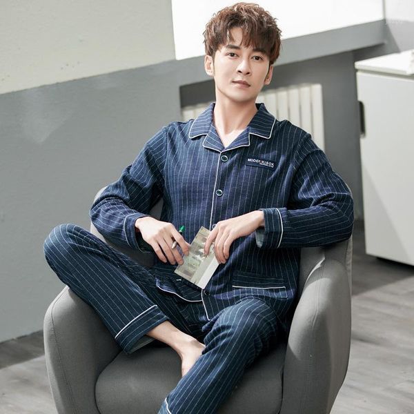 pajamas men's spring and autumn cotton long-sleeved home service men's cotton plus size casual can be worn outside sommeil 1, Black;brown
pajamas men's spring and autumn cotton long-sleeved home service men's cotton plus size casual can be worn outside sommeil 1, Black;brown
