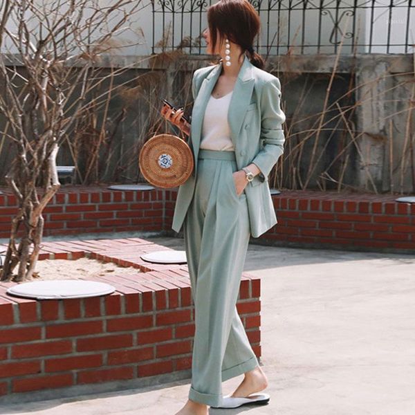 the new 2020 autumn small suit jacket female han edition temperament hepburn wind suits1, White
the new 2020 autumn small suit jacket female han edition temperament hepburn wind suits1, White