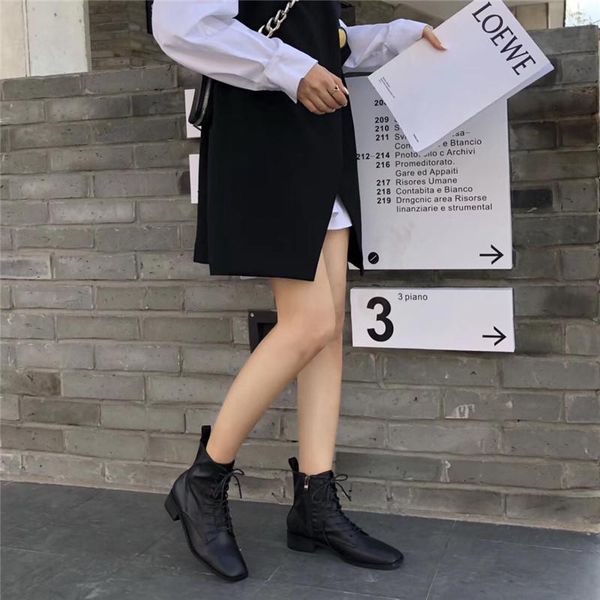 boots proprietr celebrity style short women's locomotive handsome lace-up square head retro boot lady shoes -40, Black
boots proprietr celebrity style short women's locomotive handsome lace-up square head retro boot lady shoes -40, Black