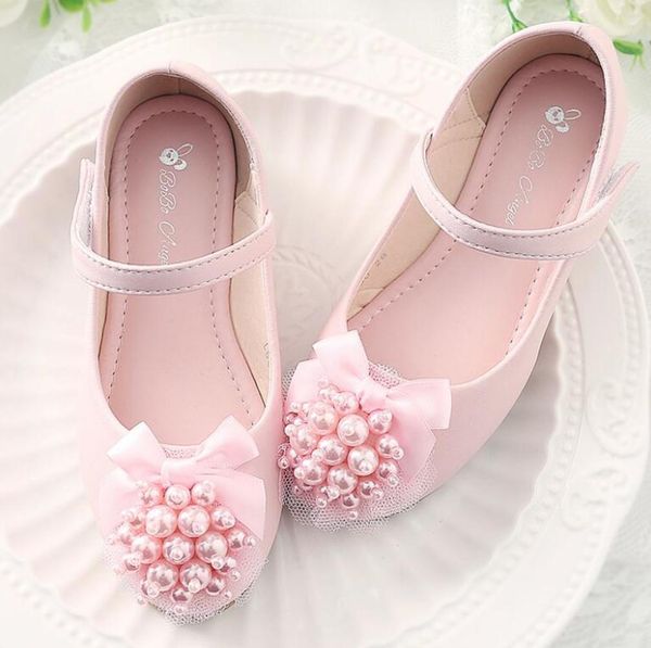 and autumn spring new products girls dress shoes lace flowers girls small leather shoes children dancing shoes, Black;grey
and autumn spring new products girls dress shoes lace flowers girls small leather shoes children dancing shoes, Black;grey