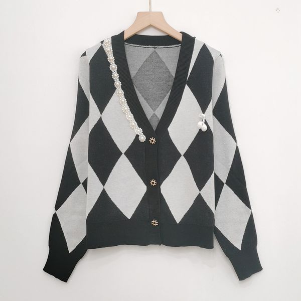 1218 2022 runway autumn brand same style sweater cardigan sleeve v neck fashion womens clothes womens jinniu, White;black
1218 2022 runway autumn brand same style sweater cardigan sleeve v neck fashion womens clothes womens jinniu, White;black